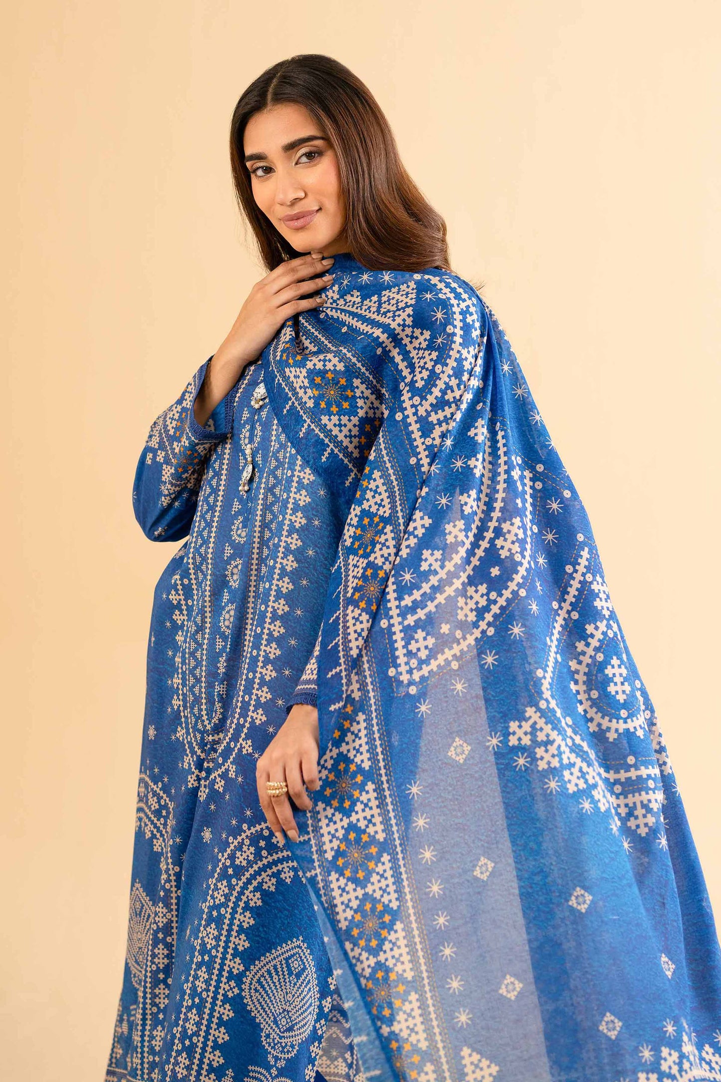 3 Pcs Unstitched Printed Lawn Suits By Nishat