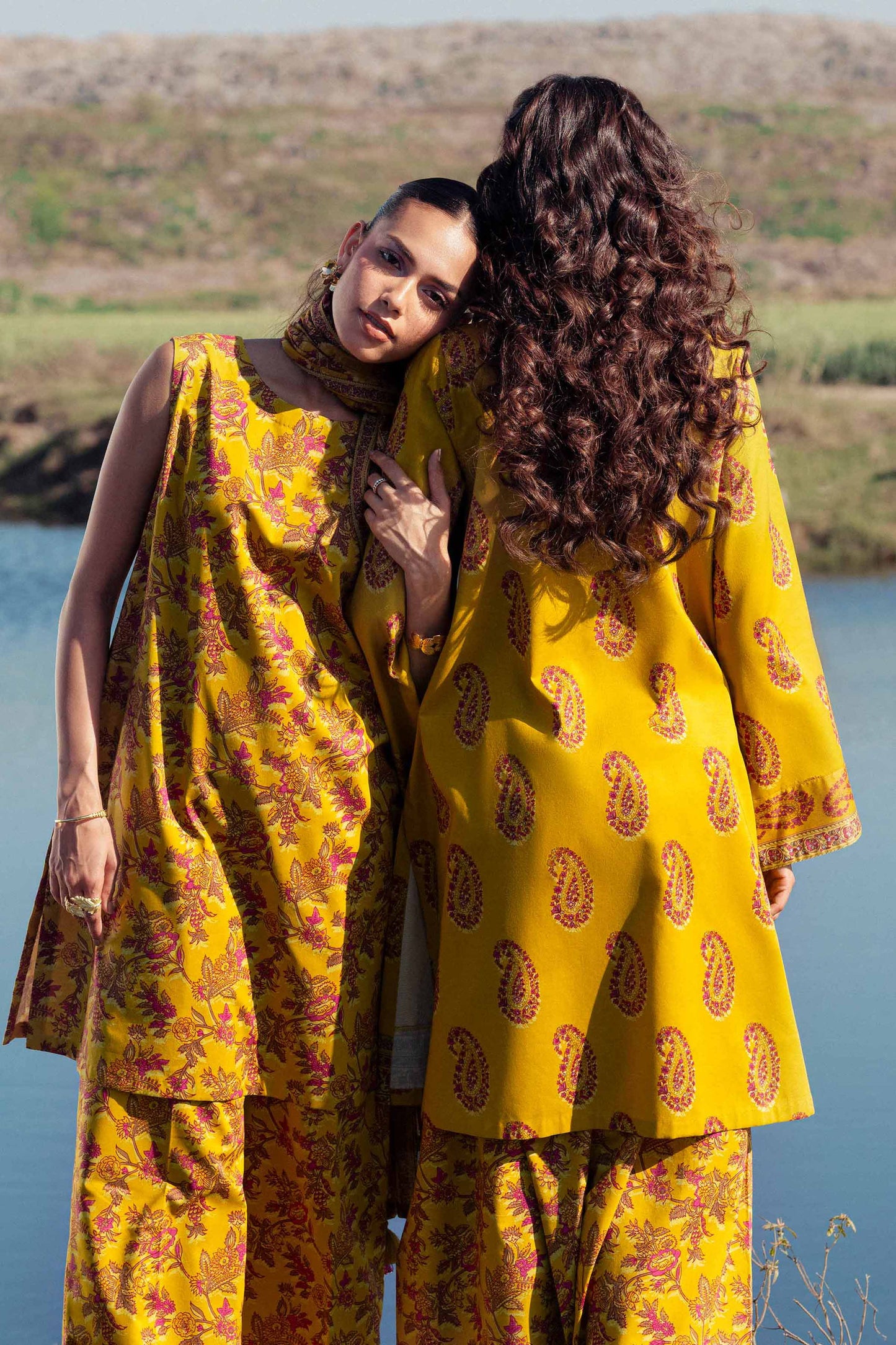 3 Pcs Unstitched Printed Lawn by Nishat