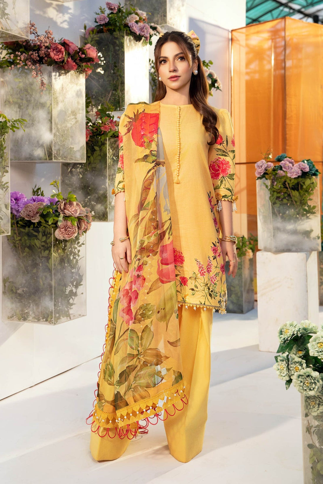 3 Pcs Unstitched Printed Lawn Suit DN-700