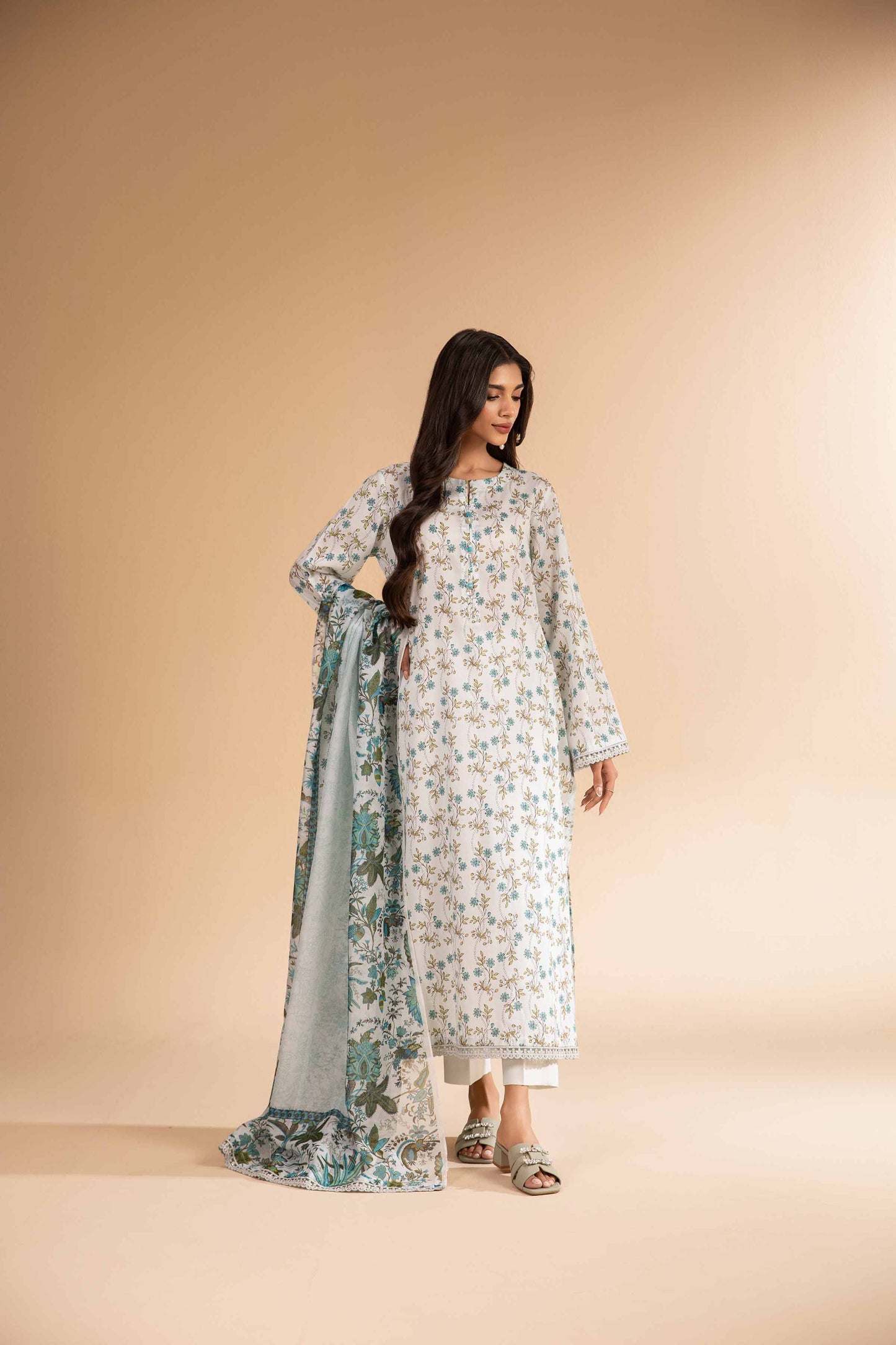 3 Pcs Uunstitched Printed Lawn By Nishat