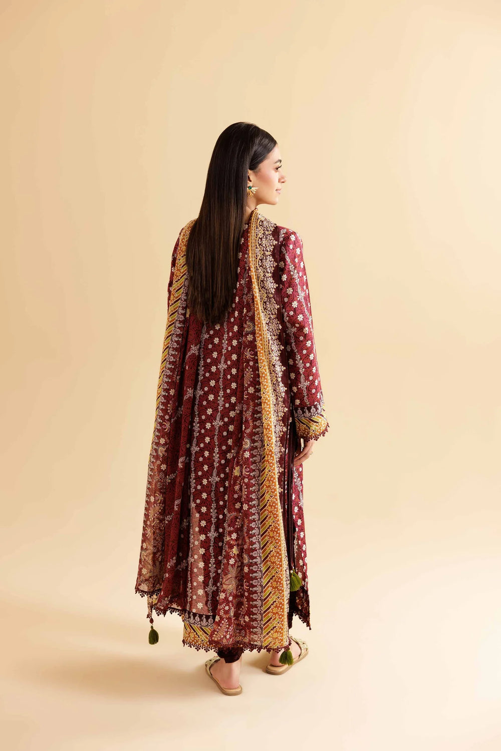 3 Pcs Unstitched Printed Lawn Suit DN-620