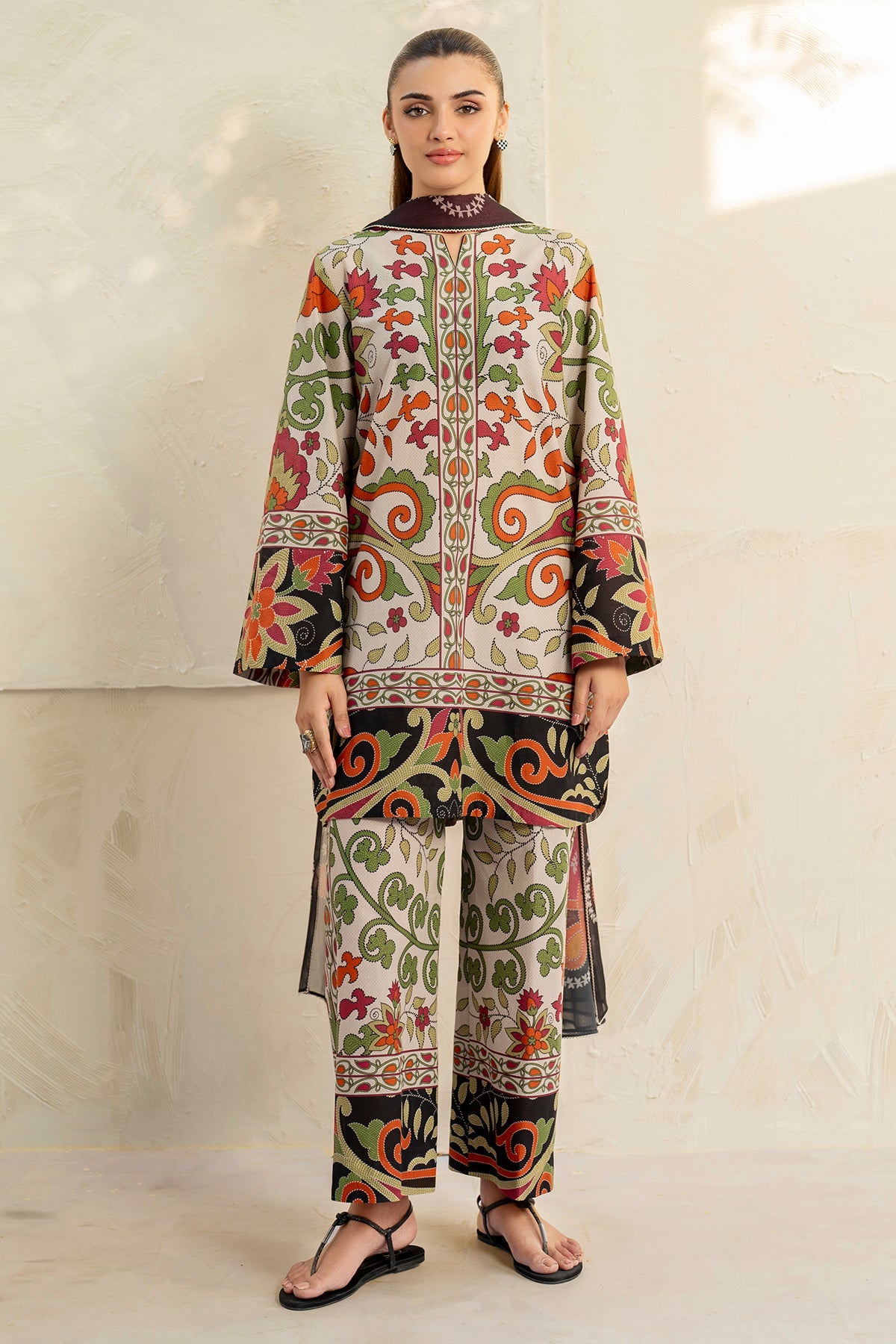 3 Pcs Unstitched Printed Lawn Suit DN-790