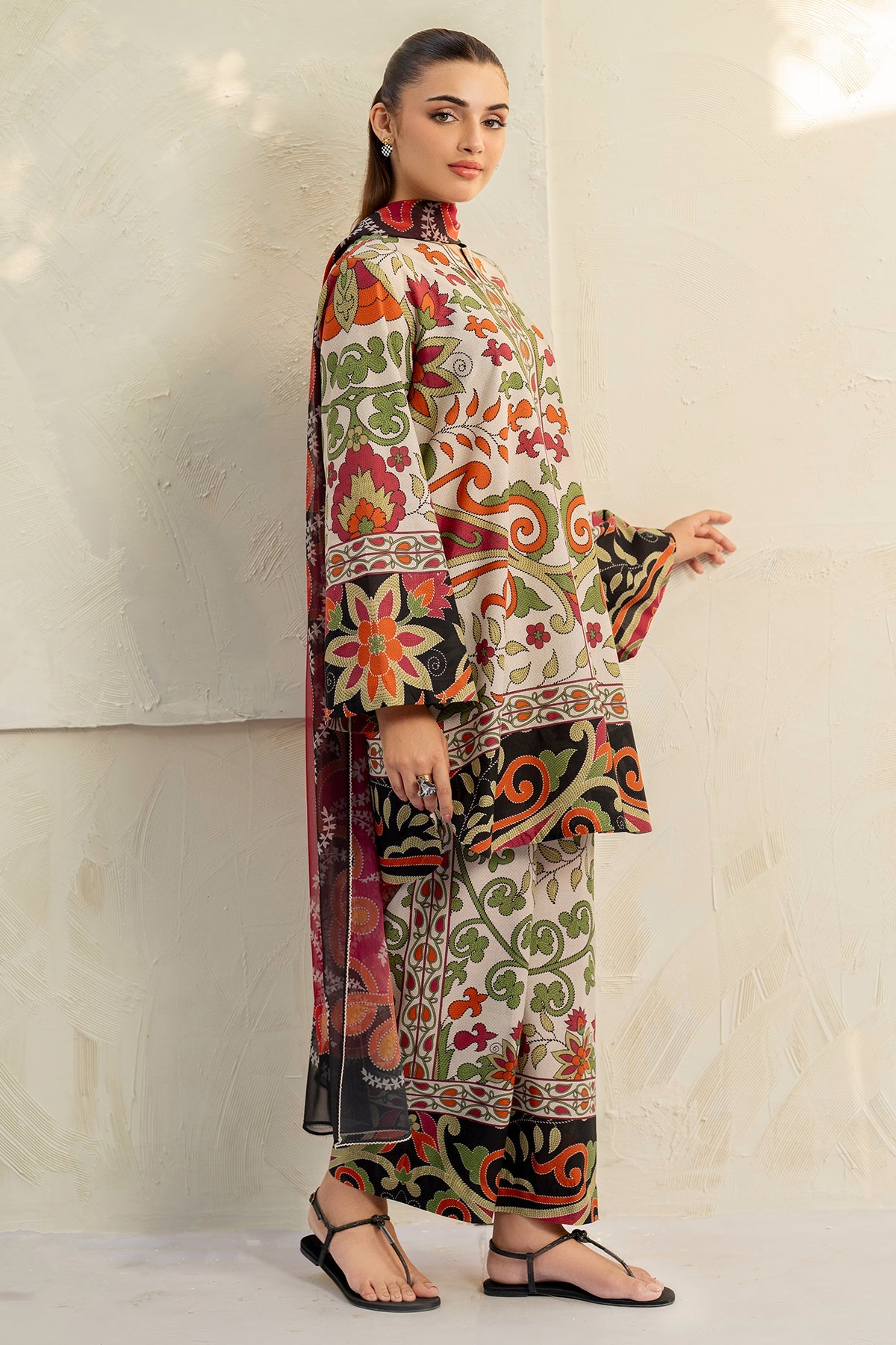 3 Pcs Unstitched Printed Lawn Suit DN-790