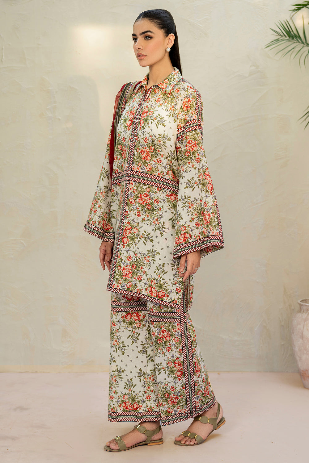 3 Pcs Unstitched Printed Lawn Suit DN-790