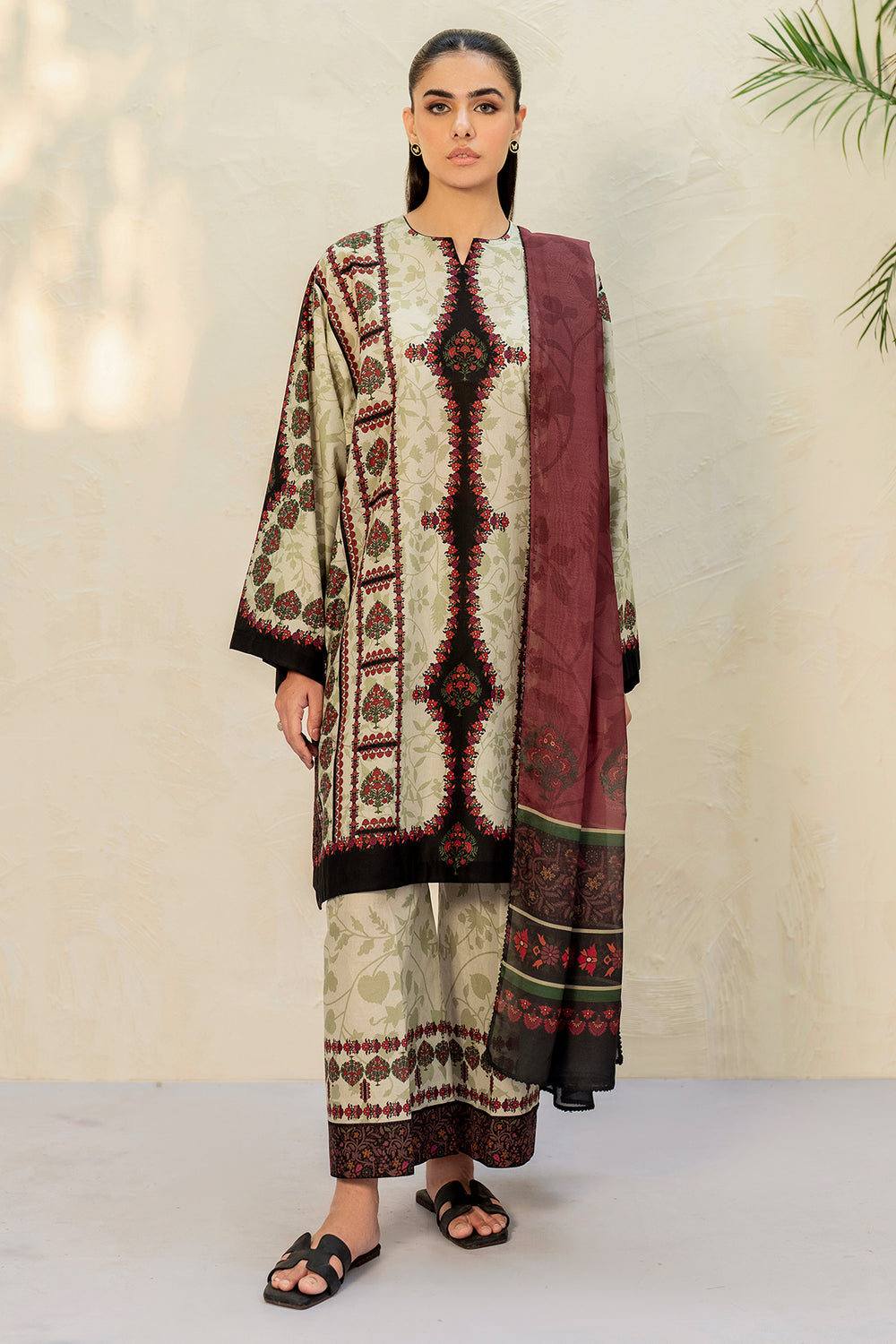 3 Pcs Unstitched Printed Lawn Suit DN-830
