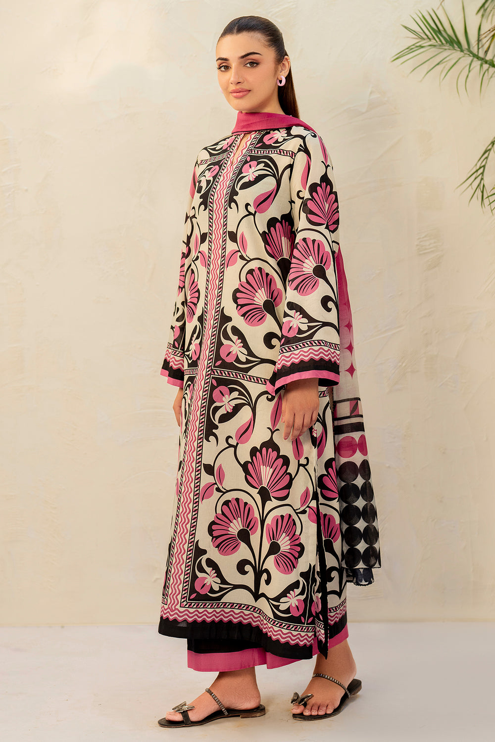 3 Pcs Unstitched Printed Lawn Suit DN-840