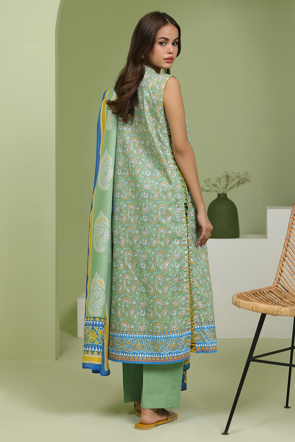 3 Pcs Unstitched Printed Lawn Suit DN-460