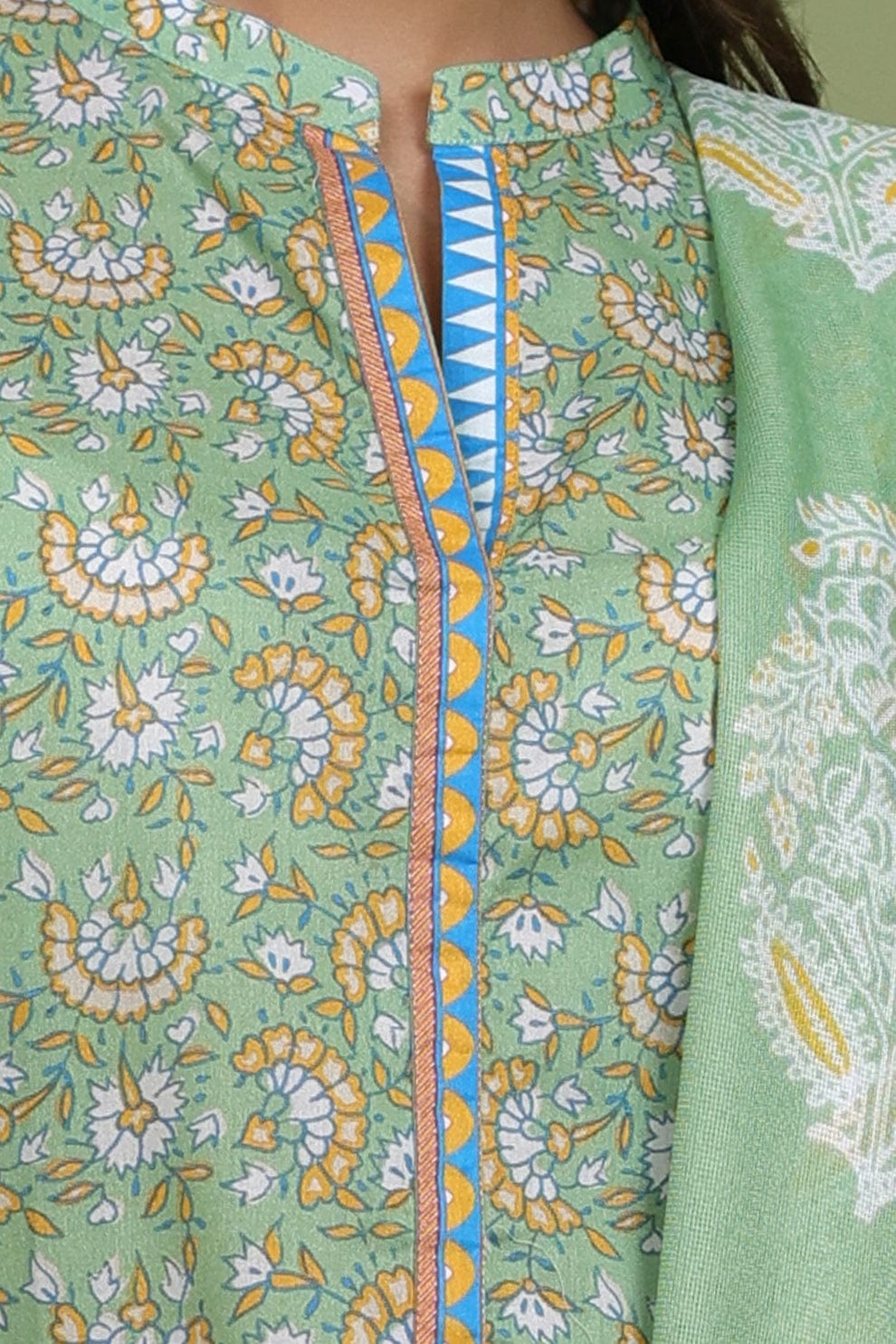 3 Pcs Unstitched Printed Lawn Suit DN-460
