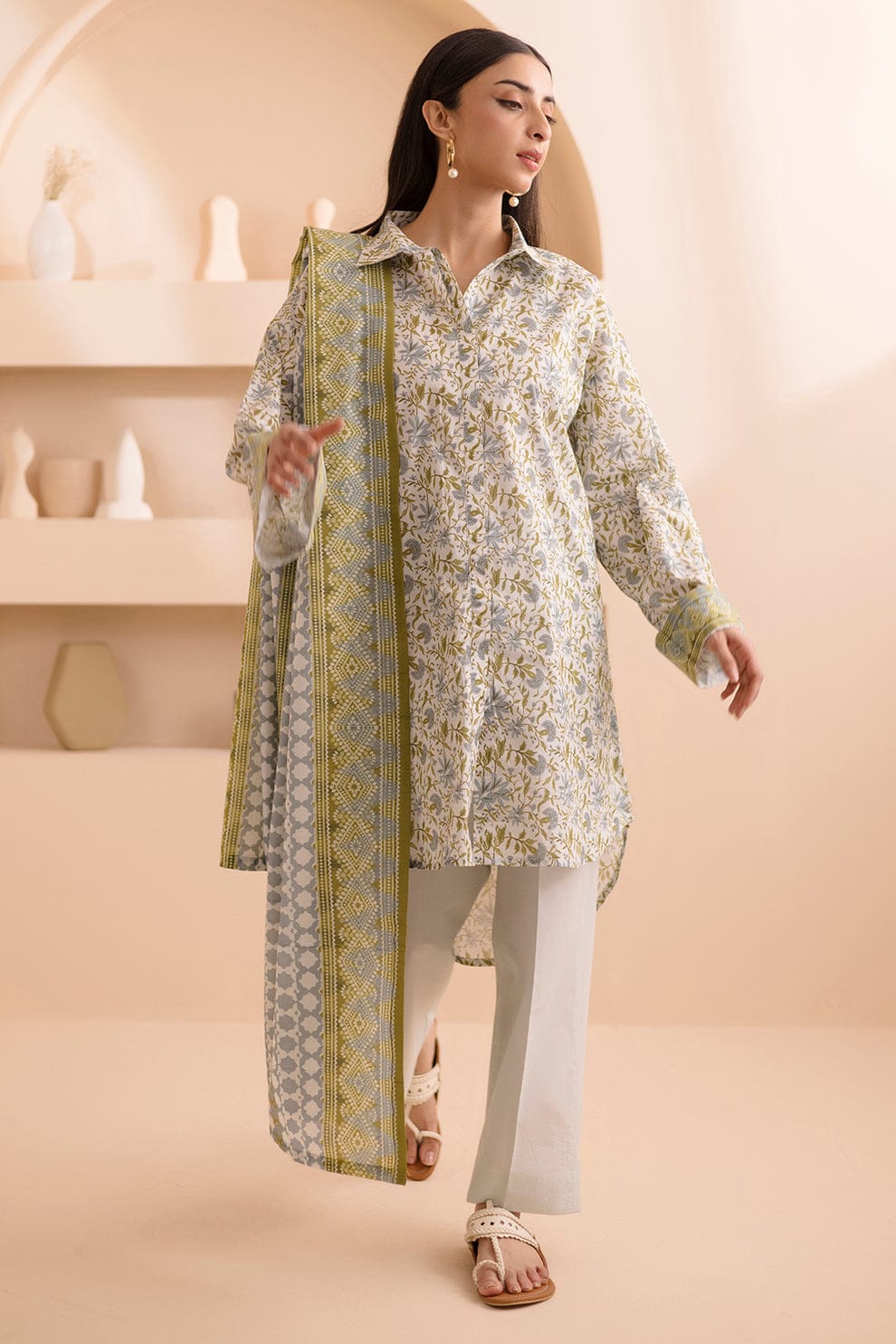 3 Pcs Unstitched Printed Lawn Suit DN-490
