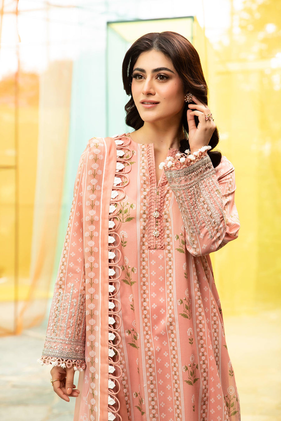 3 Pcs Unstitched Printed Lawn Suit DN-750