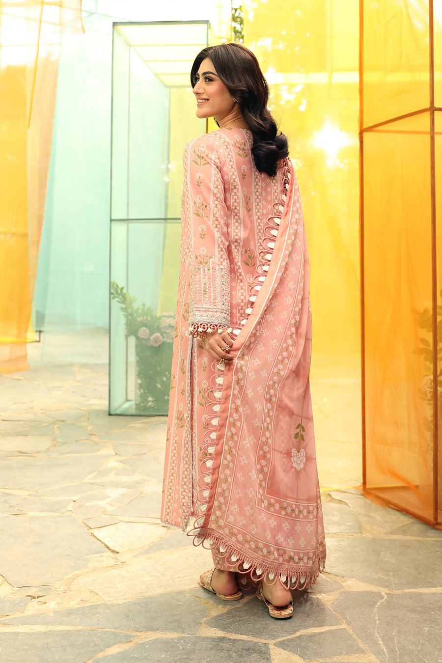 3 Pcs Unstitched Printed Lawn Suit DN-750